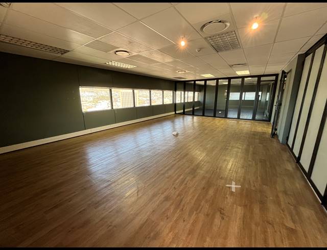 956M² OFFICE TO LET IN CAPE TOWN CITY CENTRE